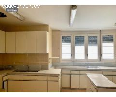 Grupo la Noria VENDE amplio piso para reformar. Zona CENTRO-ALTOZANO.