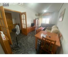 Grupo la Noria VENDE Piso, Garaje y Trastero en Calle Hellin. CON Ascensor