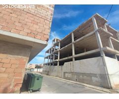 SIN COMISION AGENCIA!! En venta edificio de viviendas plurifamiliares con construcción parada