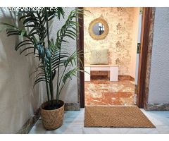 Vivienda señorial amueblada de 2 dorimitorios y 2 baños, para alquiler de larga temporada