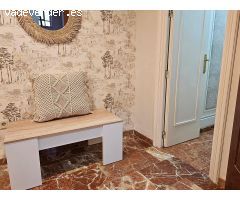 Vivienda señorial amueblada de 2 dorimitorios y 2 baños, para alquiler de larga temporada