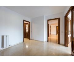 Exclusiva propiedad en el Paseo Mallorca con vistas panorámicas sobre el corazón de Palma
