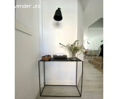 Adosado con terraza y solarium en una zona residencial de Pont dInca.
