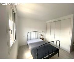 Adosado con terraza y solarium en una zona residencial de Pont dInca.