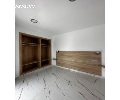 Edificio en Venta en Torremolinos, Málaga