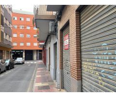 ¡Se alquila local comercial en el Barrio El Carmen, Murcia!