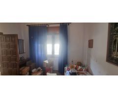 Solar-Casa en venta