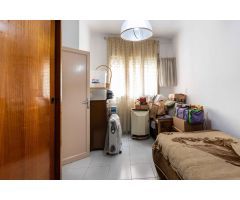 CASA PARA REFORMAR EN EL CENTRO DE SABADELL