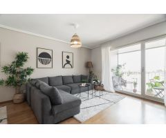 MENDEBALDEA.  EDIFICIO CARREFOUR. MODERNA VIVIENDA 3 DORMITORIOS