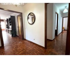 Amplia y luminosa vivienda en Iturrama – ¡Ubicación inmejorable!
