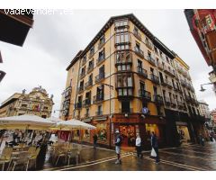 PISO EN LA PLAZA DEL AYUNTAMIENTO
