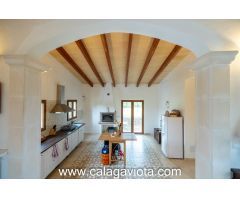 Encantador chalet con gran terreno a solo 2 minutos de Ses Salines