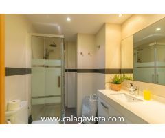 Espectacular triplex con vistas al mar