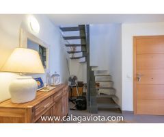 Espectacular triplex con vistas al mar