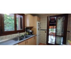 Chalet en perfecto estado con piscina en Urbanización Valdelobos