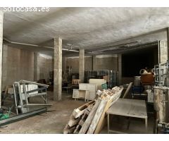 LOCAL COMERCIAL 363M2 CON PLAZA DE GARAJE JUNTO A RENFE