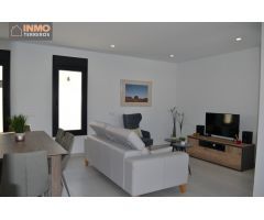 Villa de 3 dormitorios con piscina