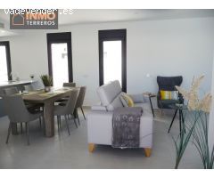 Villa de 3 dormitorios con piscina