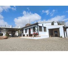 Señorial cortijo para amantes de los caballos