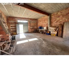 CASA EN OBRA  PARA FINALIZAR CONSTRUCCION CON GRANDES POSIBILIDADES + TERRENO A POCA DISTANCIA