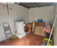 SE VENDE CASA EN BUEN ESTADO Y BUENA ZONA EN ASPE