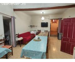 SE VENDE CASA CUEVA CON TERRENO Y VARIAS CONSTRUCCIONES EN ASPE