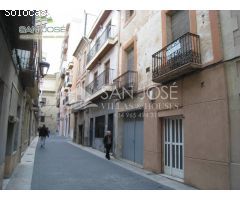 SE VENDE CASA PARA REFORMAR EN EL CENTRO DE ASPE