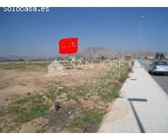 VENTA DE PARCELA EN URBANIZACIÓN LA COLUMNA EN ASPE