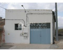 SE VENDE NAVE INDUSTRIAL EN ASPE