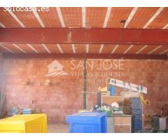 SE VENDE CHALET EN ASPE