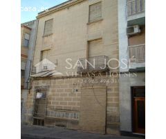 SE VENDE CASA EN ASPE EN ZONA CENTRO