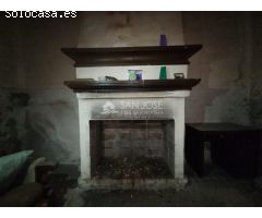 SE VENDE CASA EN JACARILLA,  PARA REFORMAR