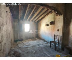 SE VENDE CASA PARA REFORMAR  EN EL CENTRO DE ASPE