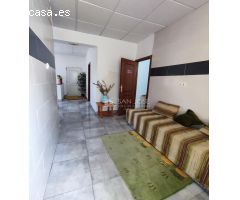 VENTA DE CASA DE CAMPO EN ORIHUELA, CON AMPLIO JARDIN