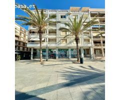 VENTA DE PISO EN TORREVIEJA, PRIMERA LÍNEA DE PLAYA Y VISTAS AL MAR