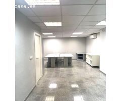 SE ALQUILA LOCAL COMERCIAL-OFICINA EN NOVELDA