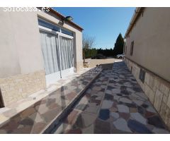 SE VENDE CHALET EN MONFORTE DEL CID MUY BIEN UBICADO