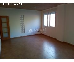 SE VENDE LOCAL COMERCIAL EN NOVELDA
