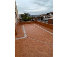 Chalet en venta con piscina en Andújar