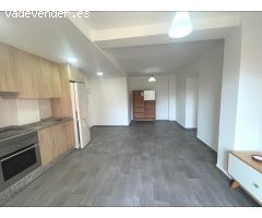 ???? ¡Vive en un piso reformado con encanto en la zona de Plaza Madrid!
