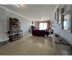 ALQUILER DISPONIBLE ABRIL Y MAYO 2025. PISO 2 DORMITORIOS PRIMERA LINEA PLAYA. LOS BOLICHES