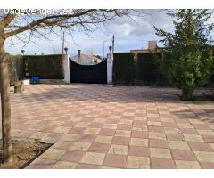 PARCELA CON VIVIENDA EN URB LAS VIÑAS (ALBACETE) A 5 KM DE LA CIUDAD