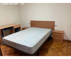 PISO DE TRES DORMITORIOS