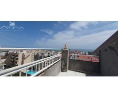 Vive la brisa del Mediterráneo desde tu propio ático dúplex en la playa de Daimús