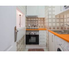 Estupendo apartamento situado en la Carihuela muy próximo al mar