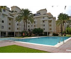 Apartamento en Alquiler en Torremolinos, Málaga