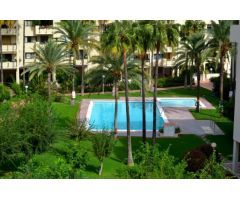 Apartamento en Alquiler en Torremolinos, Málaga