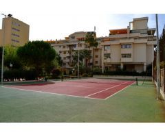 Apartamento en Alquiler en Torremolinos, Málaga