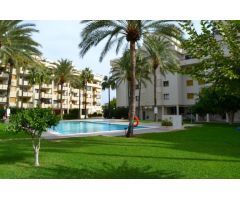 Apartamento en Alquiler en Torremolinos, Málaga