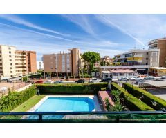 Apartamento en Alquiler en Torremolinos, Málaga